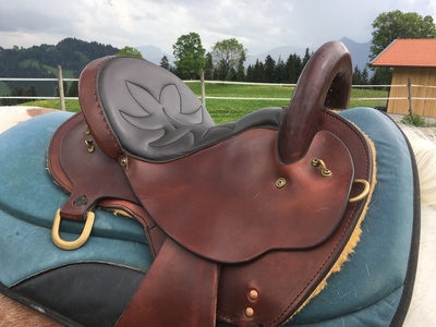 Crates Distanzsattel, Wanderreitsattel, o. Horn Westernsattel